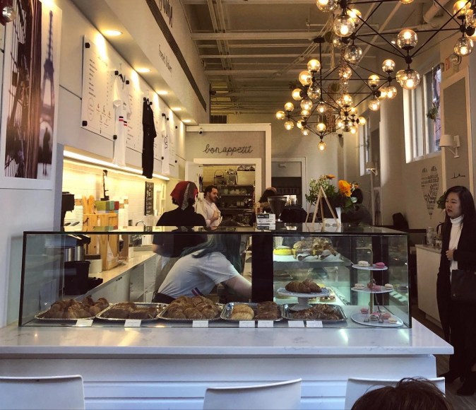 F4CB16B8-F34B-4F4A-AB67-8E99CCB52B5C